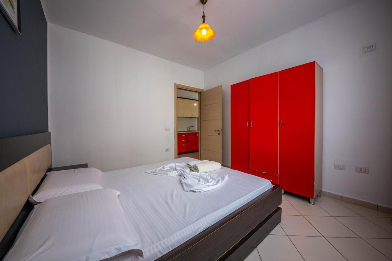 Hotel Vera Kryemëdhej 外观 照片