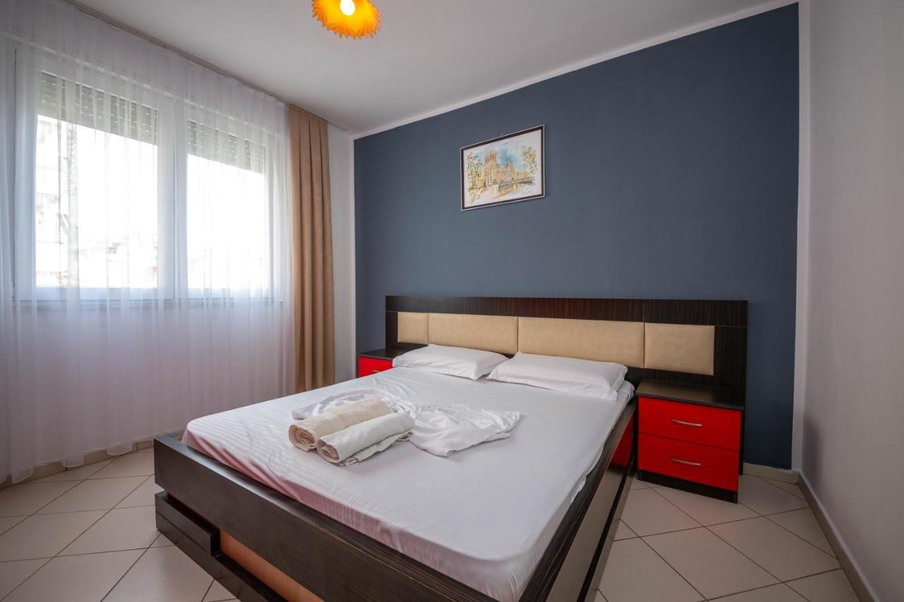 Hotel Vera Kryemëdhej 外观 照片