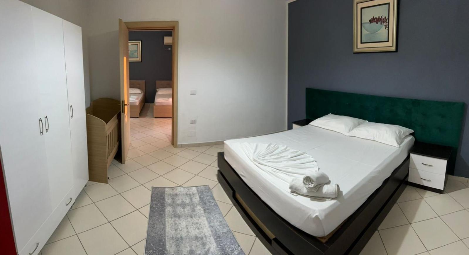 Hotel Vera Kryemëdhej 外观 照片